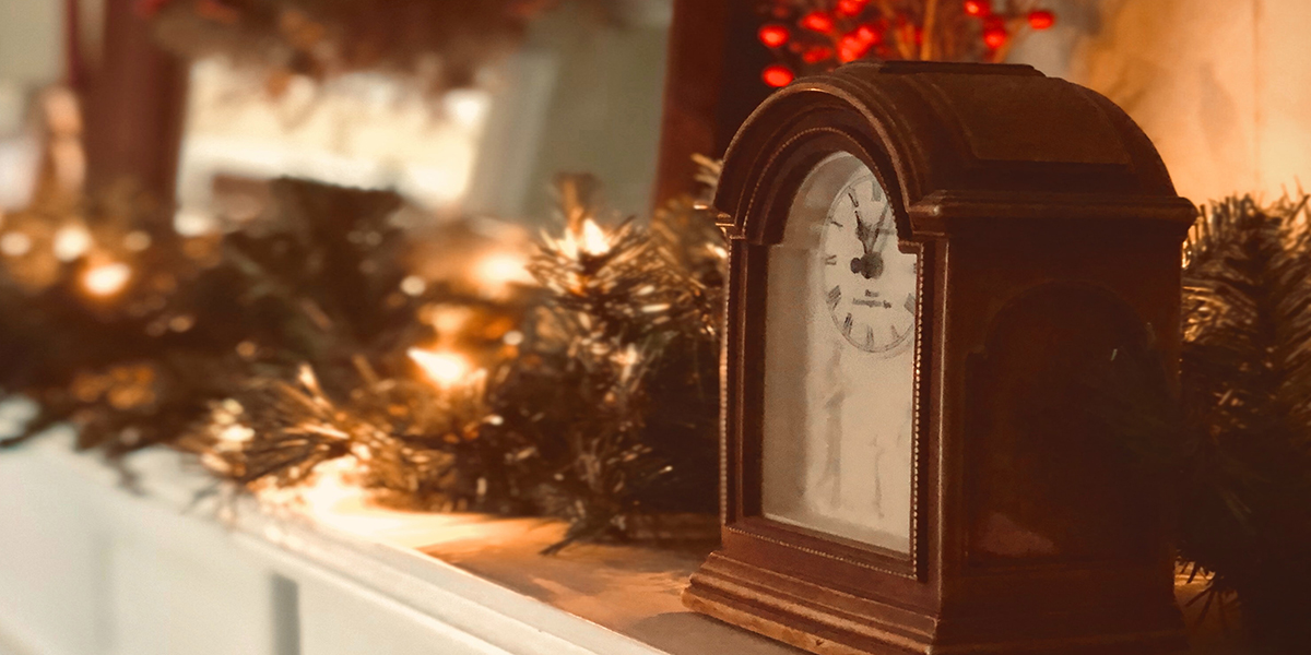Standuhr in der Weihnachtszeit: Öffnungszeiten über Weihnachten und Neujahr